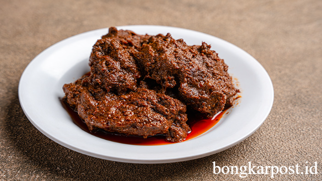 Rendang Minangkabau: Warisan Kuliner Nusantara yang Mendunia